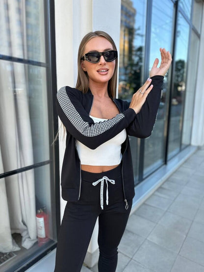 Спортивний жіночий костюм "Leon"