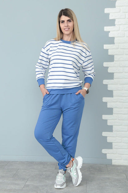 Демісезонний костюм в смужку "Delight"