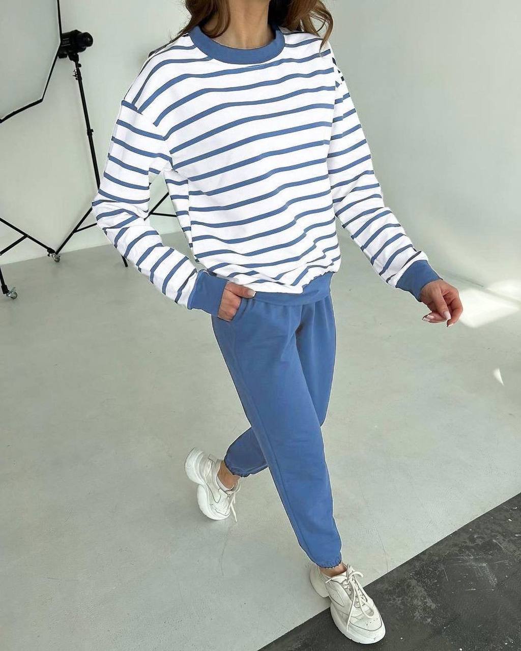 Демісезонний костюм в смужку "Delight"