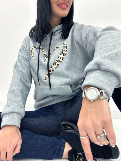 Батник з капюшоном "Amour"