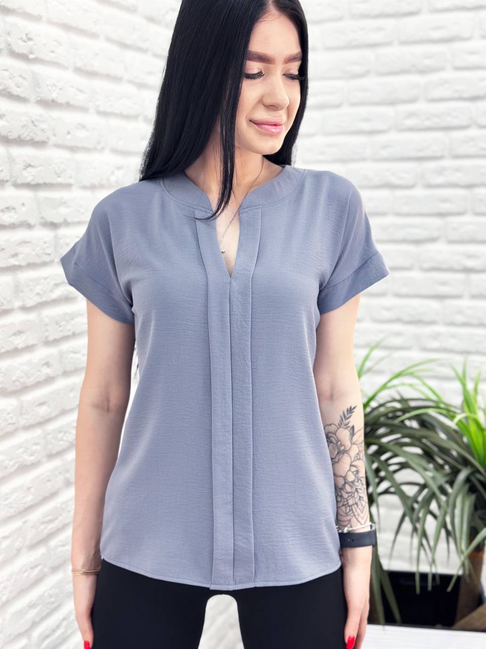 Однотонна  блуза "Nice"