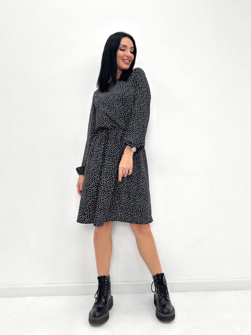 Сукня в горошок з довгим рукавом "Virginia"