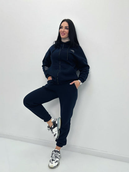 Спортивний костюм з нашивками "Walker"