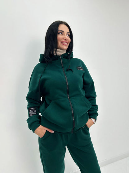 Спортивний костюм з нашивками "Walker"