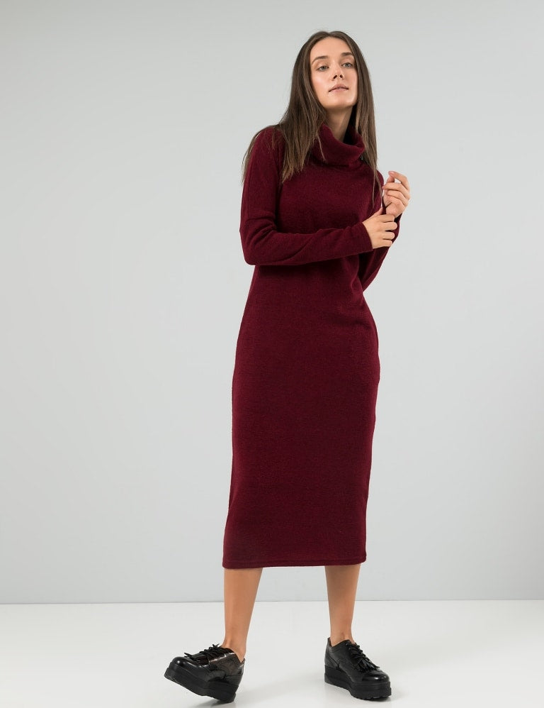 Тепле ангорова сукня міді з високим коміром "Amina"