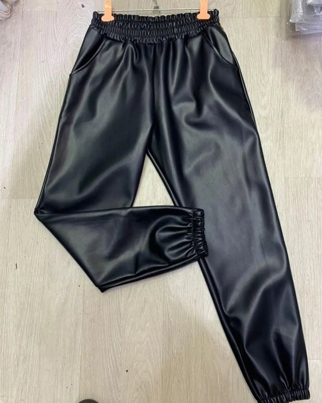 Штани-джогери з екошкіри на флісі "Spenser"