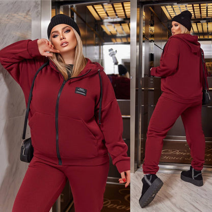 Спортивний костюм з нашивками "Walker"