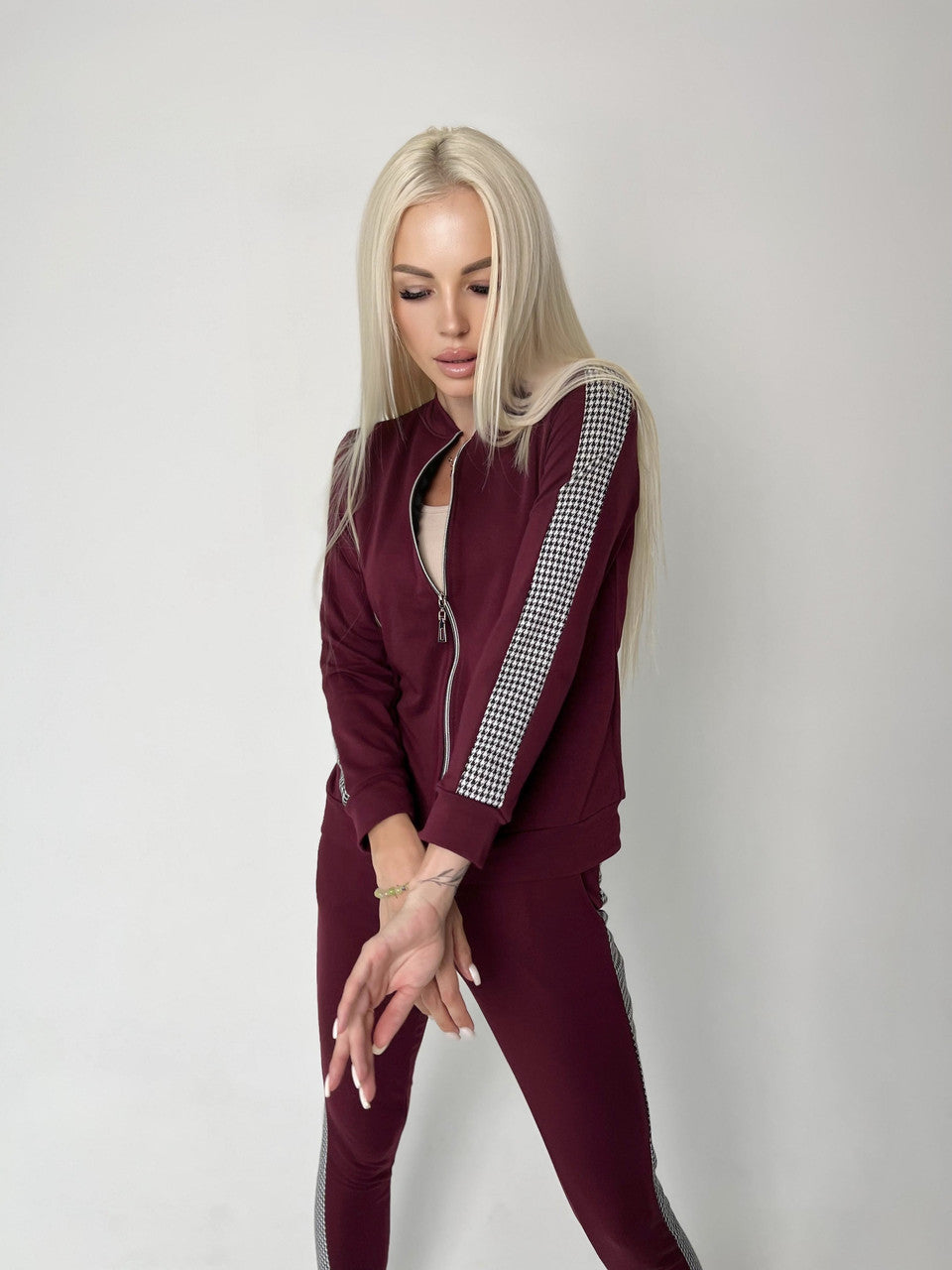 Спортивний жіночий костюм "Leon"