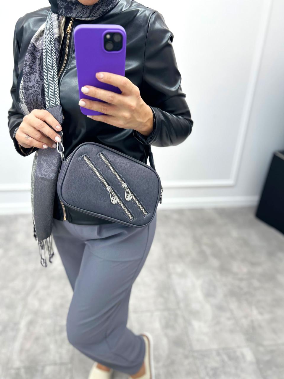 Маленька жіноча сумочка з блискавками "Look"