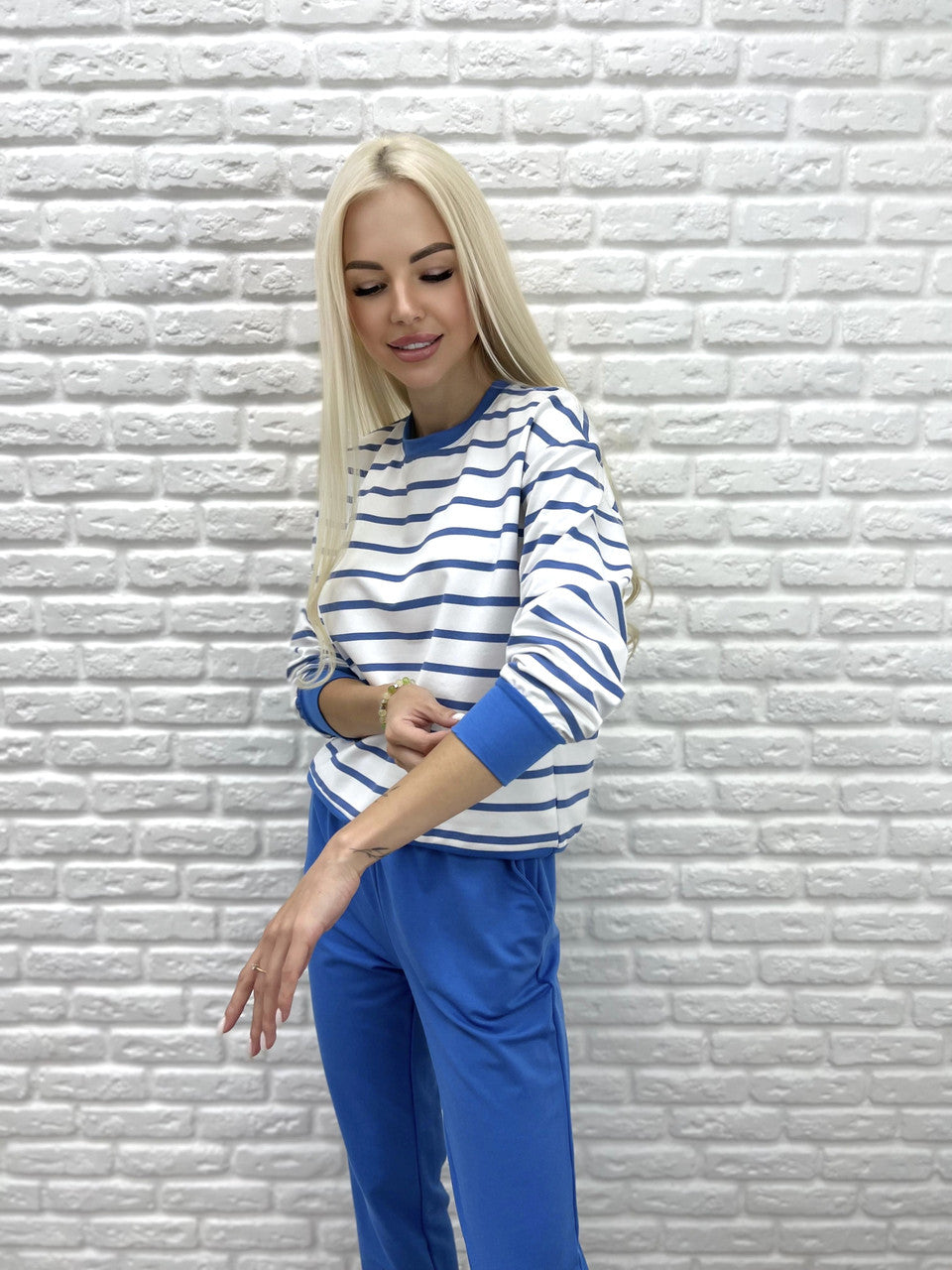 Демісезонний костюм в смужку "Delight"