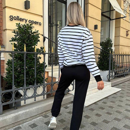 Демісезонний костюм в смужку "Delight"