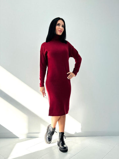 Тепле ангорова сукня міді з високим коміром "Amina"