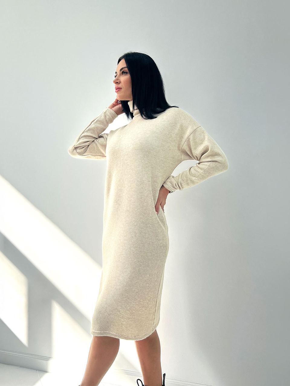Тепле ангорова сукня міді з високим коміром "Amina"