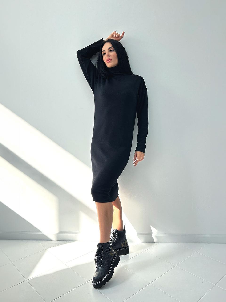 Тепле ангорова сукня міді з високим коміром "Amina"