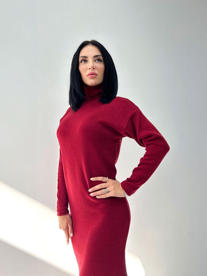 Тепле ангорова сукня міді з високим коміром "Amina"