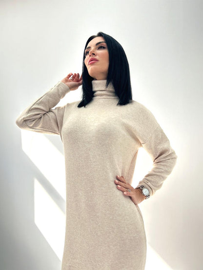 Тепле ангорова сукня міді з високим коміром "Amina"