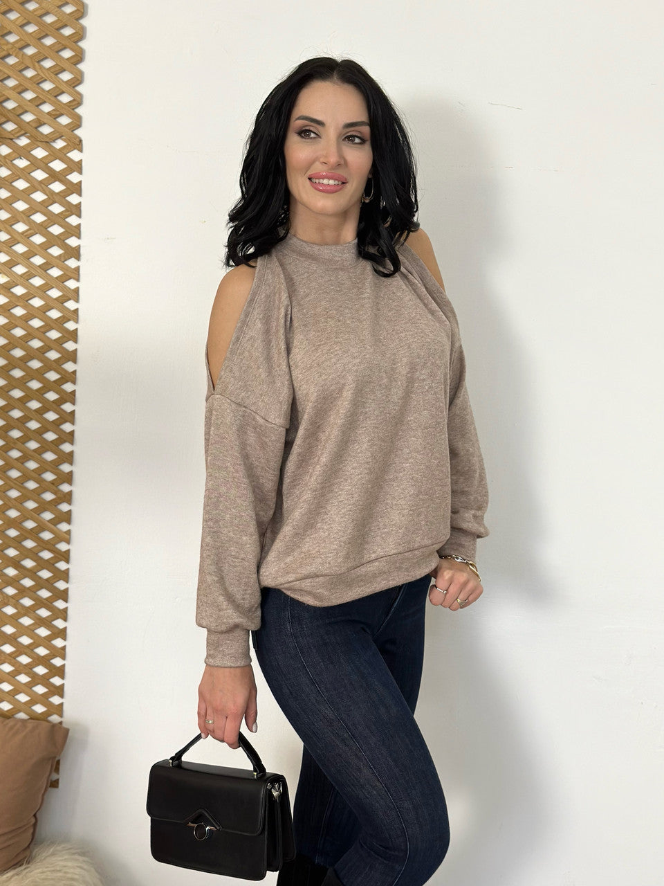 Ангорова кофта з розрізами "Girl"