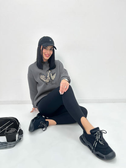 Базовий світшот "Be kind"